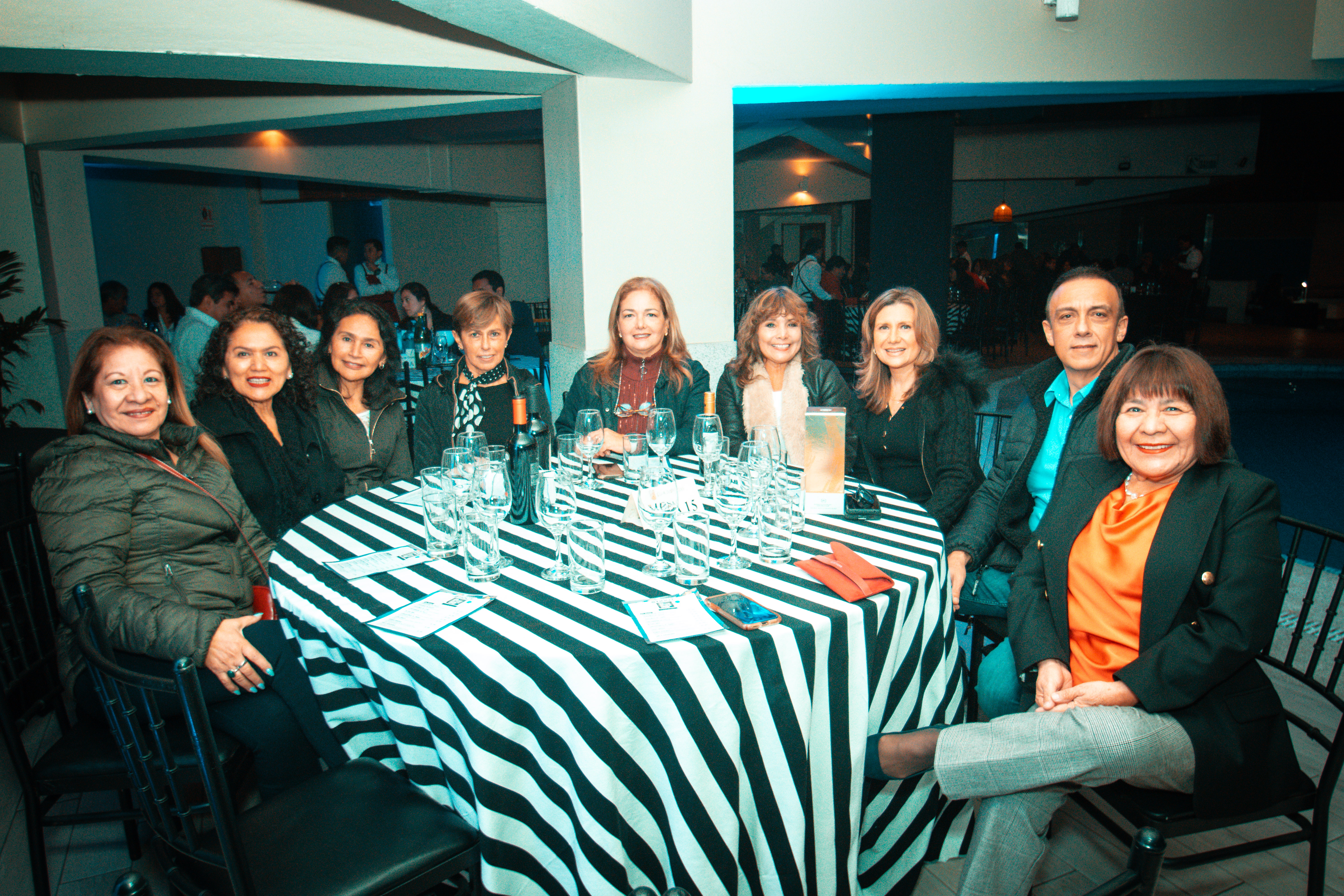 NOCHE DE ROCK FRENTE AL MAR 